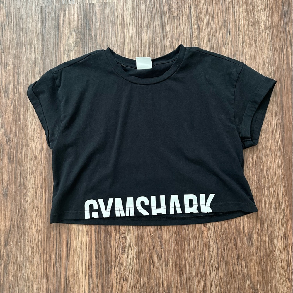 Black crop top - Gymshark